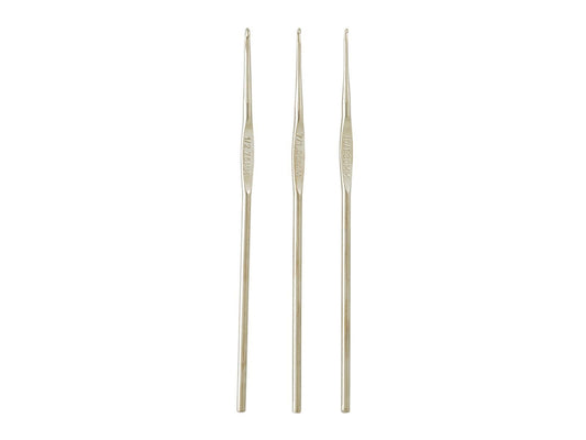 Boye Crochet Hook Set, 5" Steel 3pc - US size 1, 7, 10 (1.3mm, 1.65mm, 2.75mm)