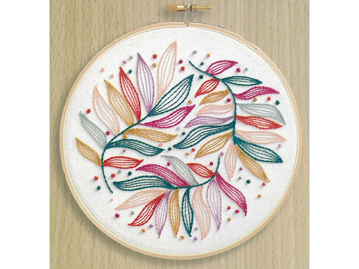 Stamped Embroidery Kit 6" - Swirling Leaves - Leisure Arts