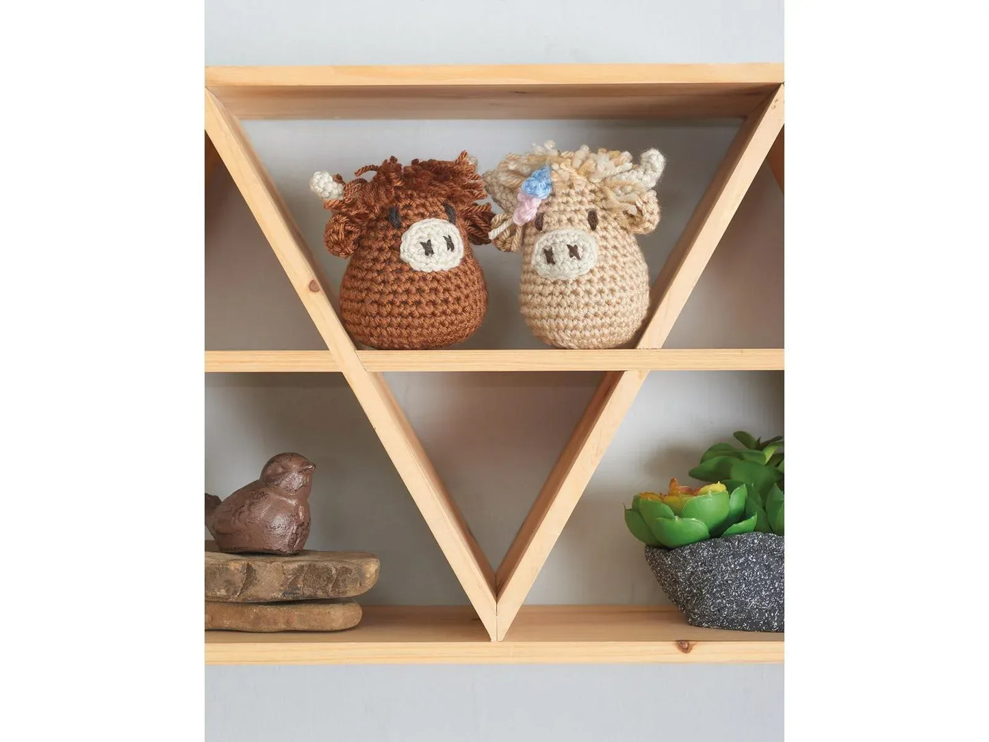 Crochet Highland Cows - Leisure Arts - Softcover Book