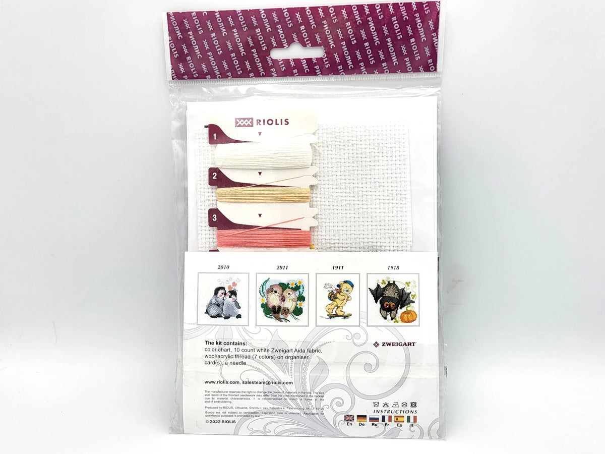 Riolis Amore Mio Cross Stitch Kit - 6"x6" 10-Count Aida Love Theme