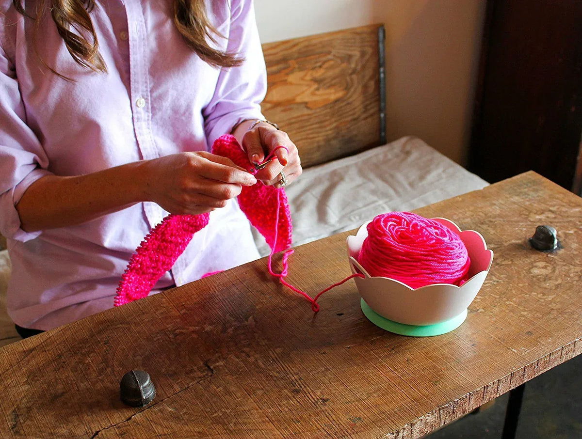 The Yarn Valet Yarn Bowl by Prym