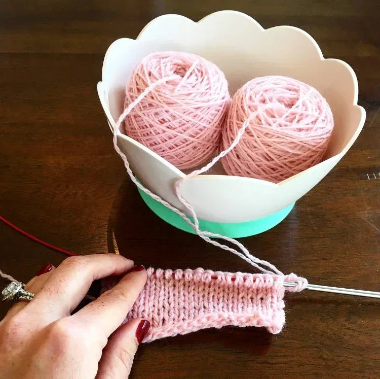 The Yarn Valet Yarn Bowl by Prym