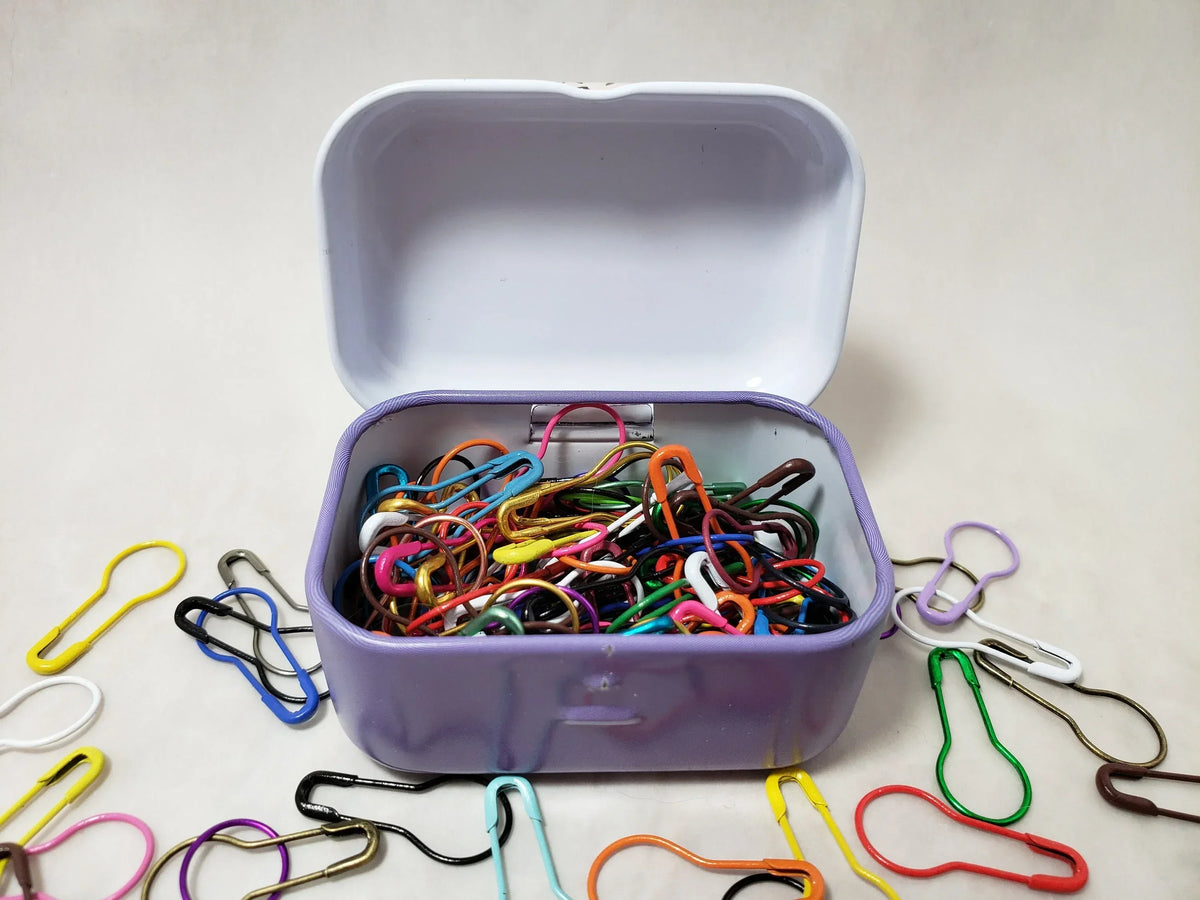 Locking Stitch Markers for Knitting and Crochet, Plastic or metal Bulb Safety Pins, with Small Hinged Notions tin