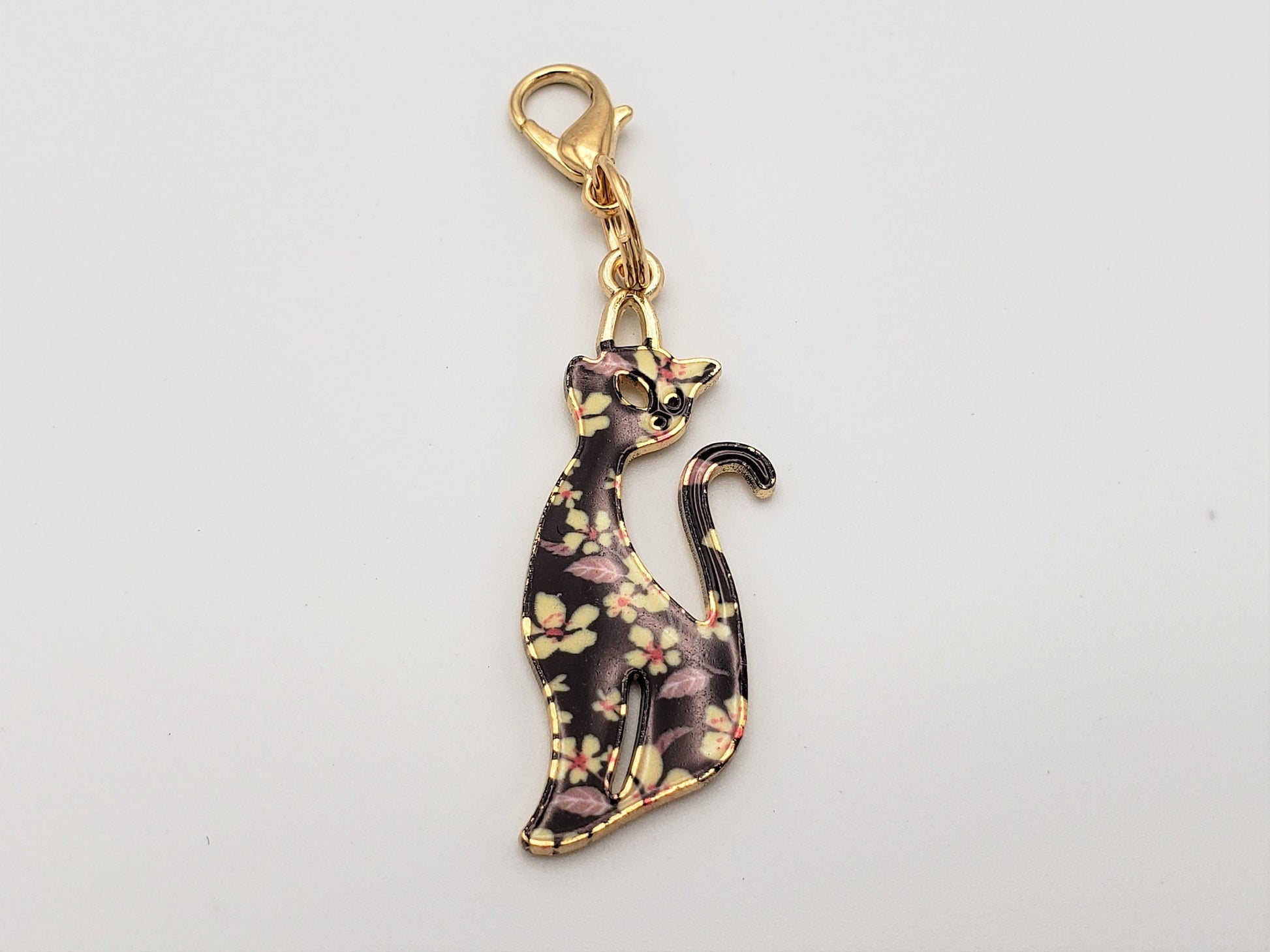 Cat Stitch Markers for knitting 5pc, Fancy Kitties | Crochet stitch marker, progress keeper, crochet accessory, knitting marker