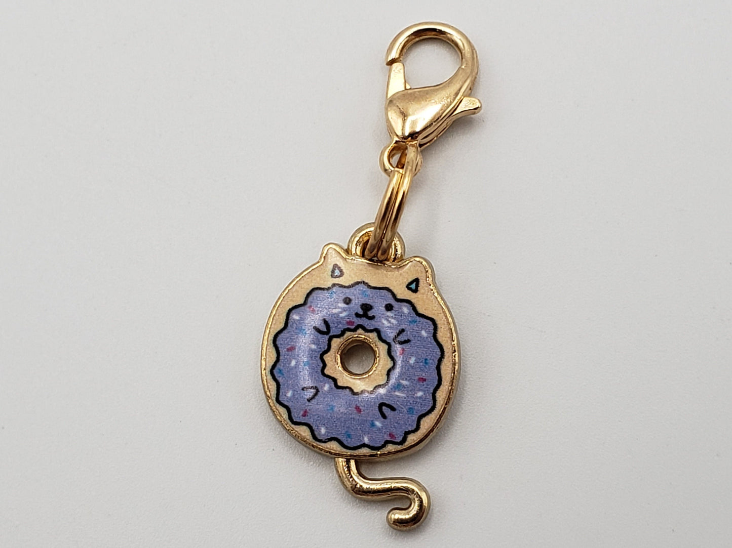 Donut Cat Stitch Markers for Knitting, 3pc | Crochet stitch marker, progress keeper, project bag charms, crochet accessory