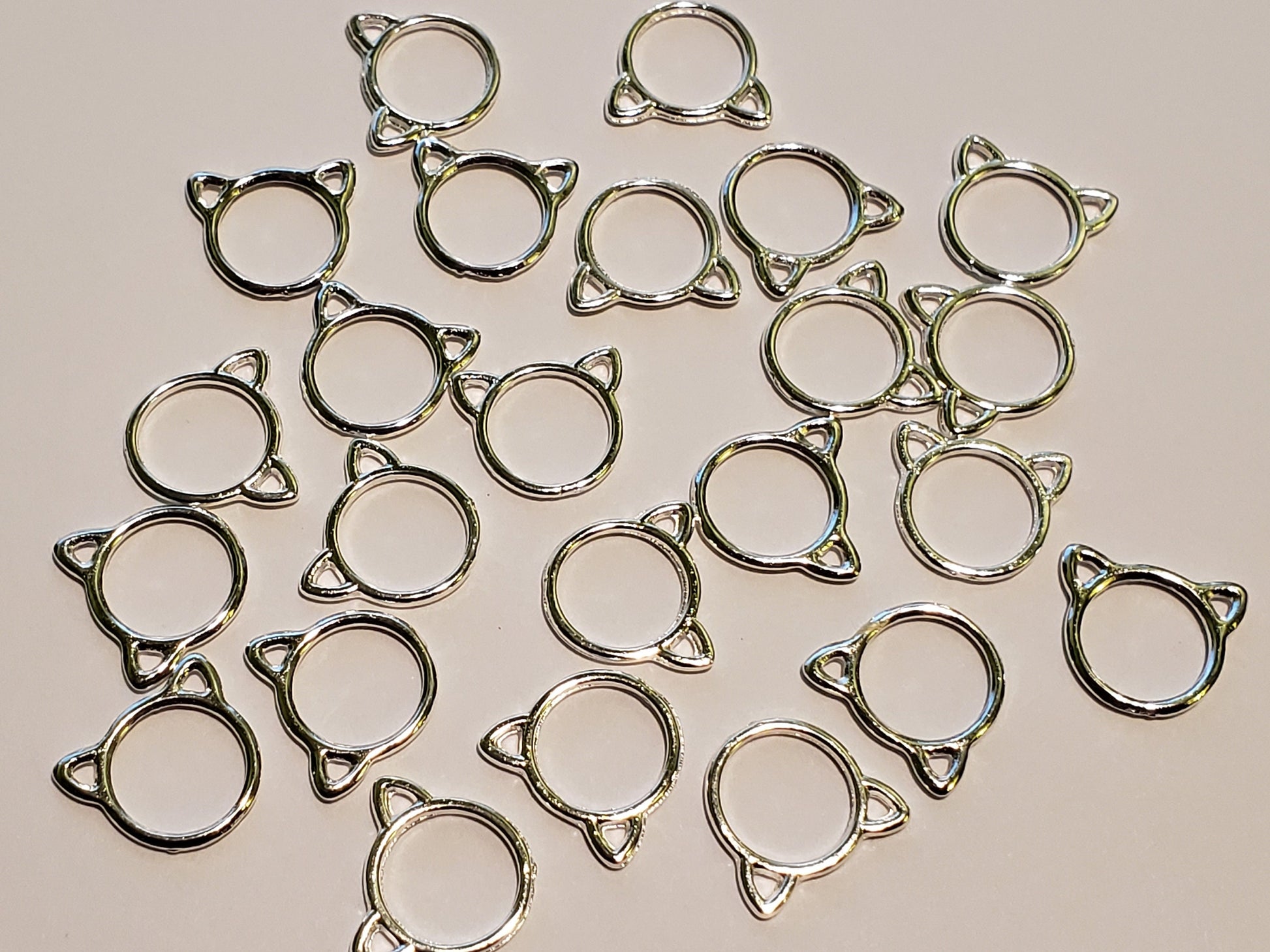 15pc Small or Medium Cat Ring Stitch Markers for Knitting, 9mm or 12mm inner diameter | closed stitch marker, knitting accessories