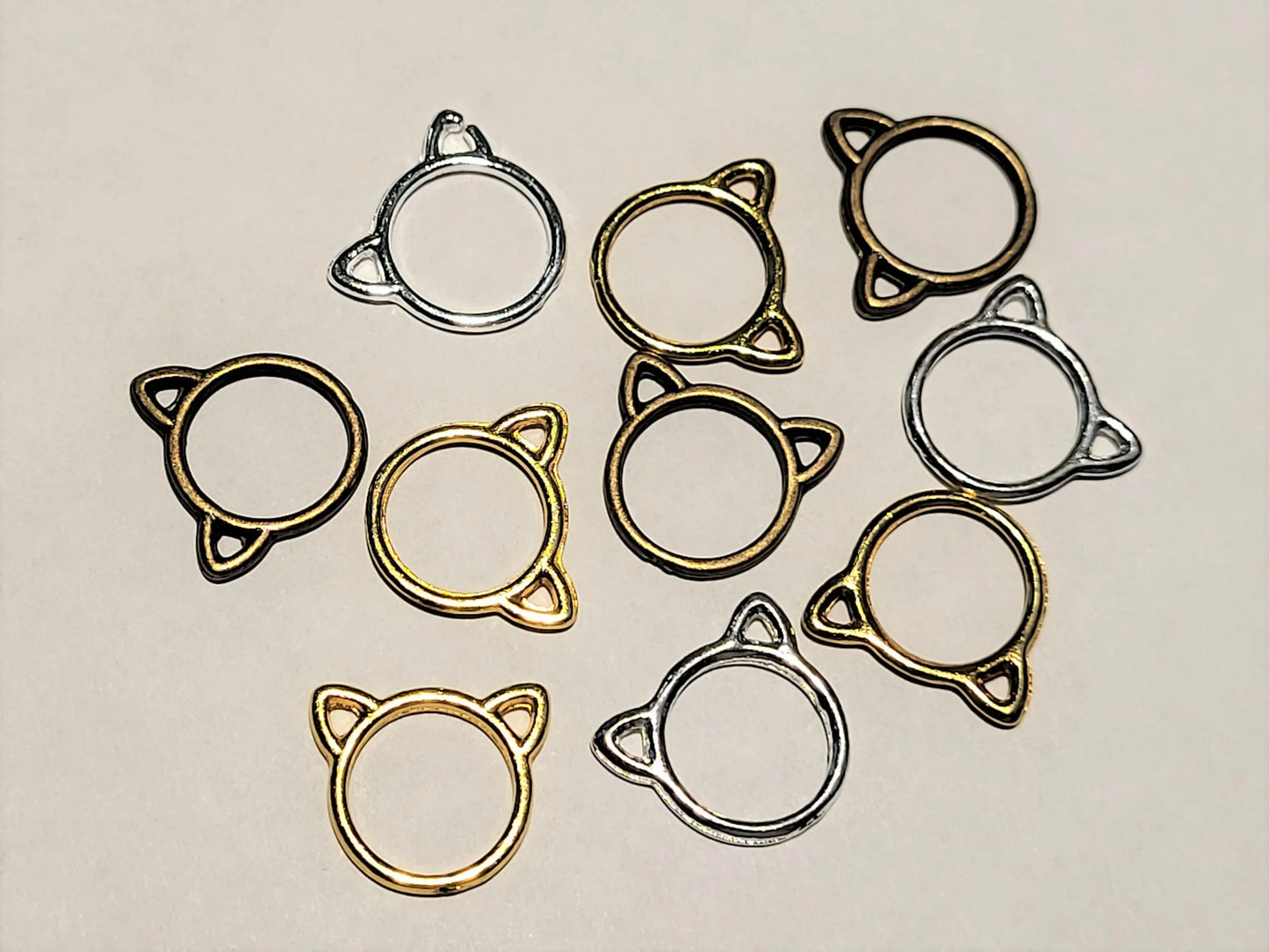 15pc Small or Medium Cat Ring Stitch Markers for Knitting, 9mm or 12mm inner diameter | closed stitch marker, knitting accessories