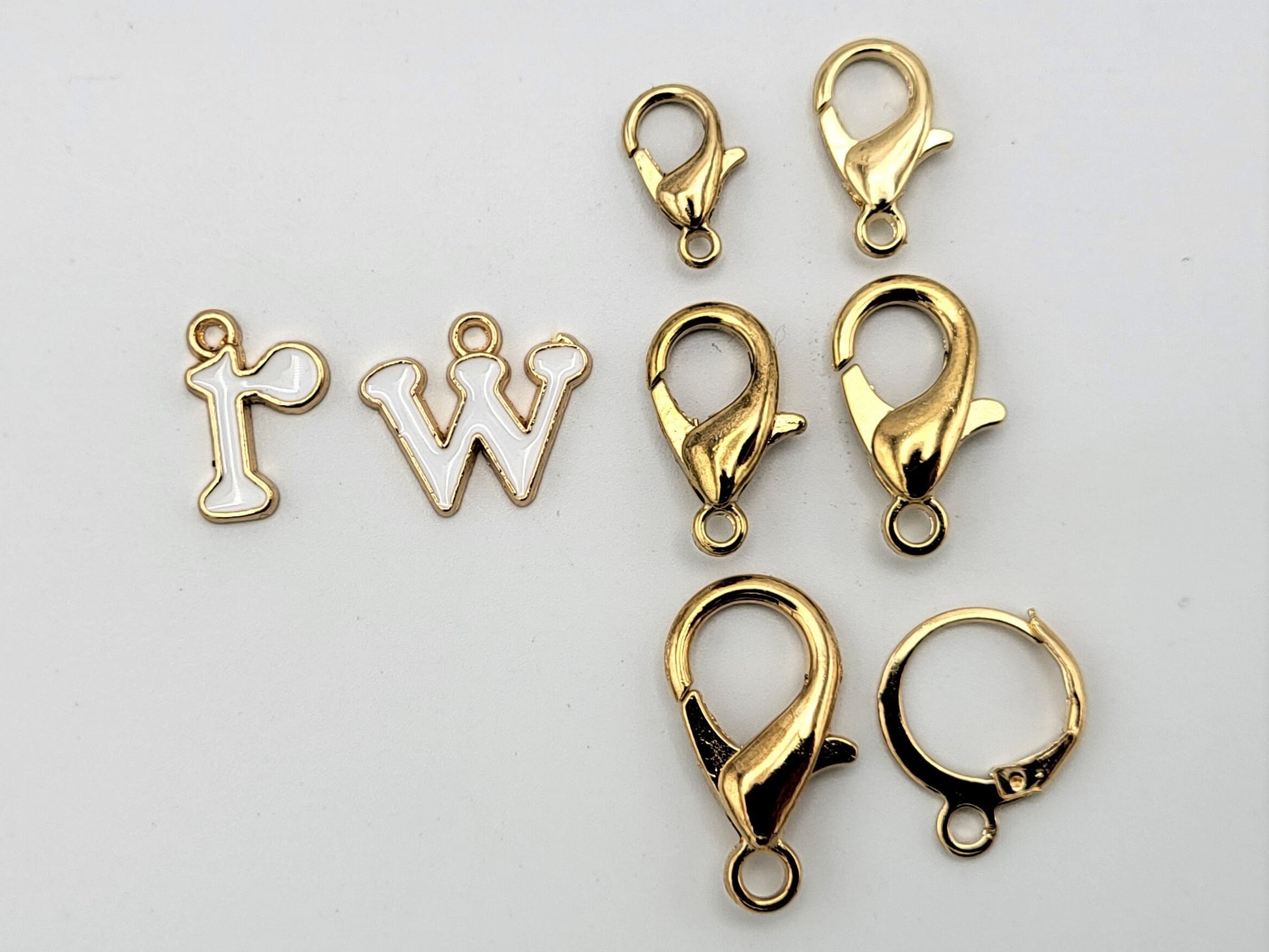 Right and Wrong Stitch Markers for knitting and crochet, multi-colored letters | crochet marker, crochet accessories