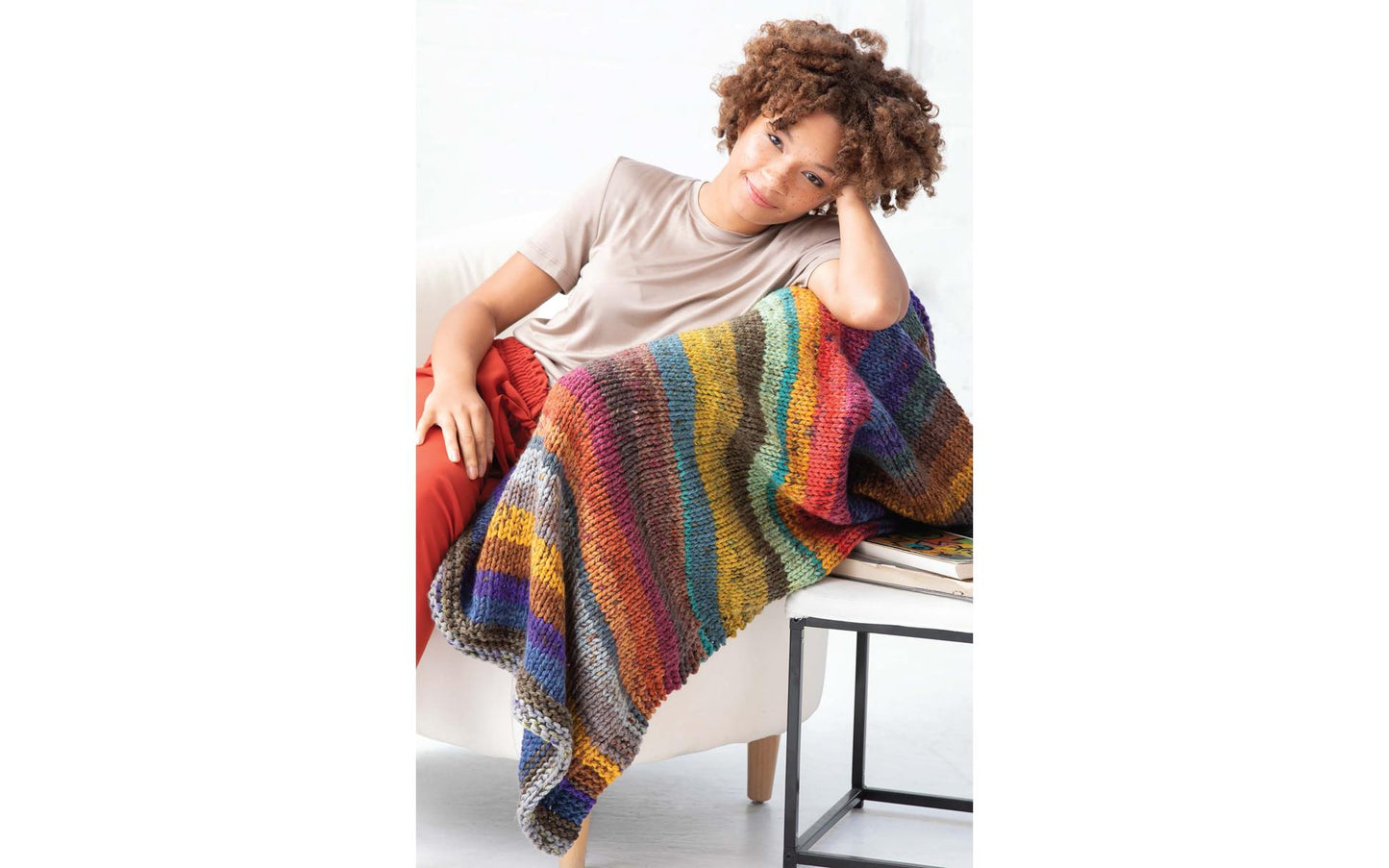 Knit Cakery - 10 Fun Projects Using Yarn Cakes - Softcover book