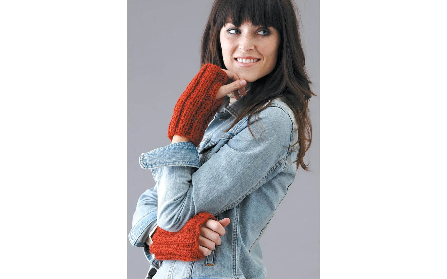 Learn to Knit Book - Step-by-Step How To's and 10 easy projects - Softcover book