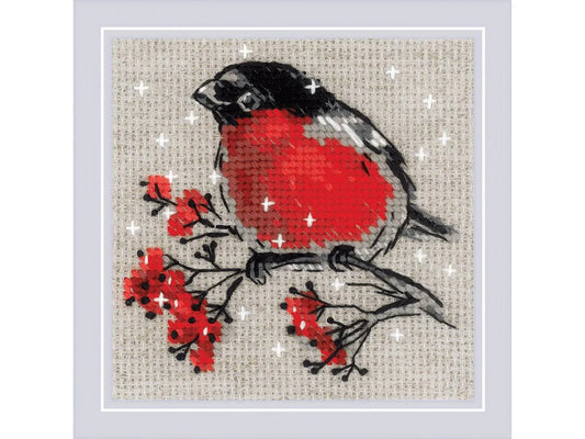 Riolis Winter Guest Cross Stitch Kit - 4"x4" 14-Count Aida with Embellishments