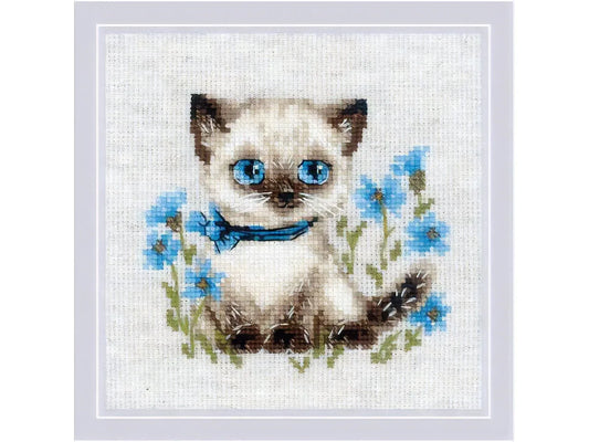 Riolis Siamese Kitten Cross Stitch Kit - 6"x6" 14-Count Aida with Embellishments
