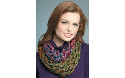 Learn to Arm Knit – Scarves & Cowls with Super Chunky Yarn | Leisure Arts