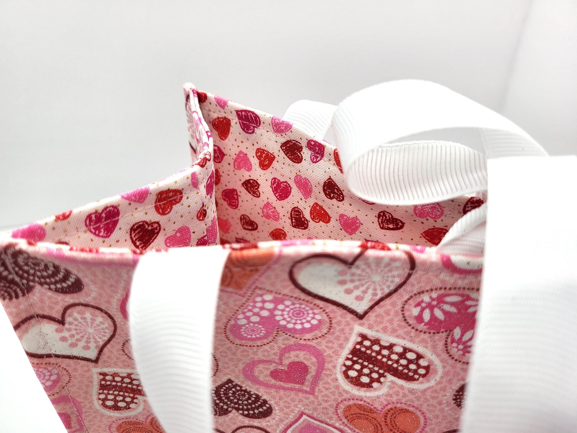 Small Reusable Fabric Valentine's Day Gift Bag with Ribbon tie and handles, Glitter Hearts, light