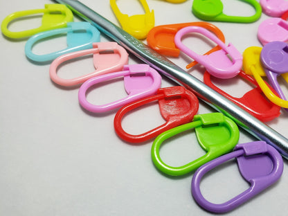 Locking Stitch Markers for Knitting and Crochet, Plastic Safety Pins, 10-100 count, assorted colors | Crochet stitch marker, progress keeper