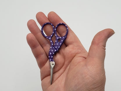 Small Craft Stork Scissors, 3.50" | Embroidery scissors, thread snips, crochet and knitting supplies, cross stitch scissors
