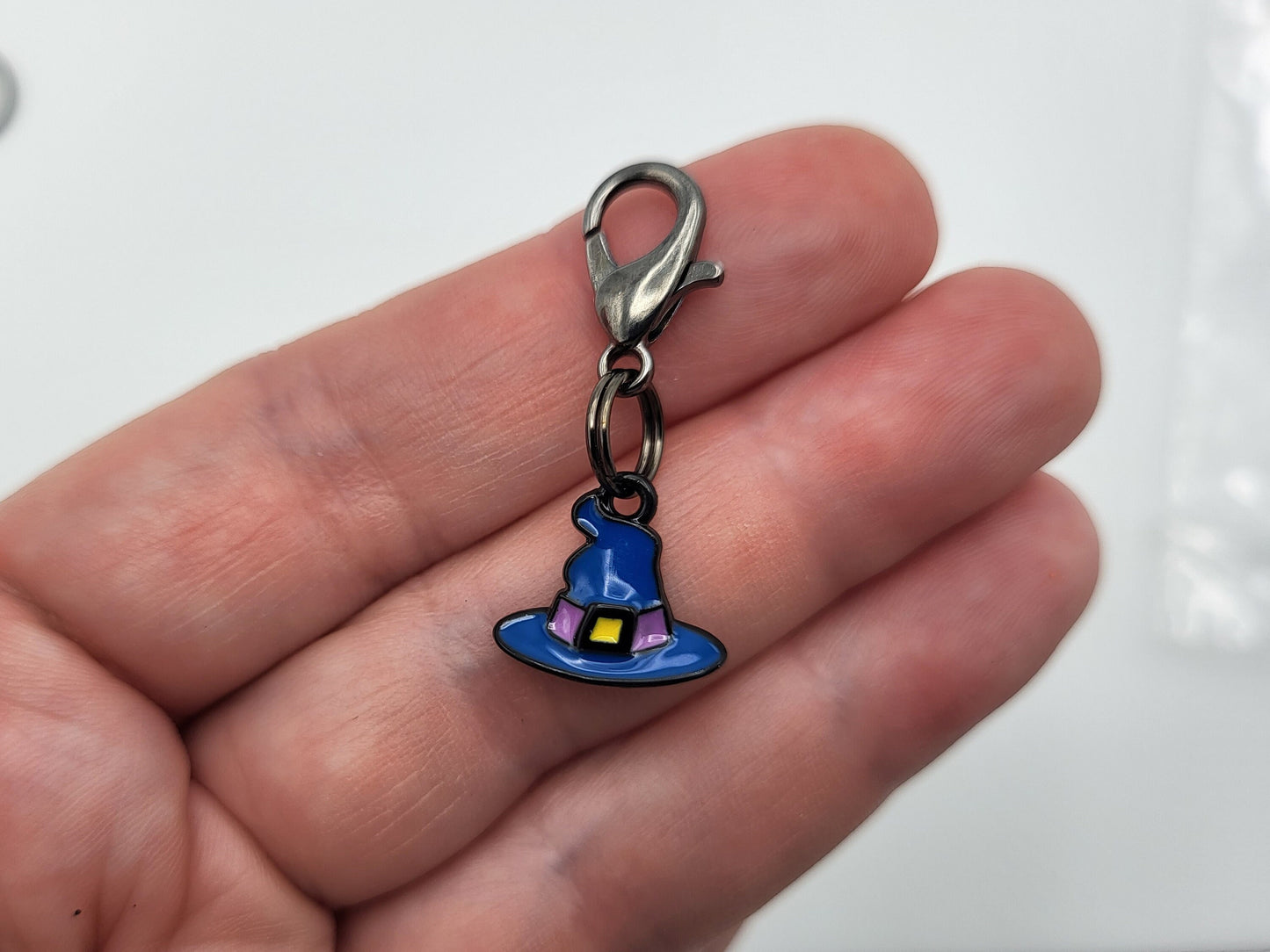 Tiny Halloween Blue Witches Hat Stitch Markers for Knitting 3pc | Crochet stitch marker, project bag charm, crochet accessory